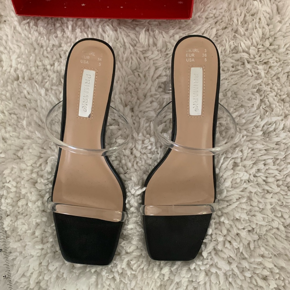 Clear straps sandals, Size 5 (I’m 5.5 and fits) Excellent conditions